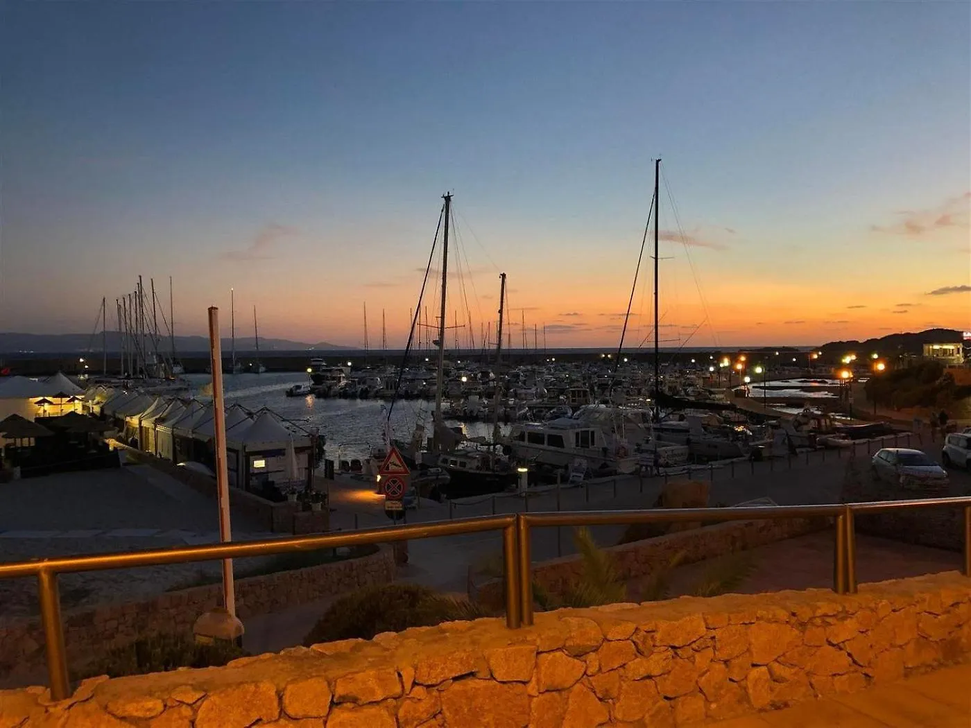 Residence La Marina 罗萨岛 公寓