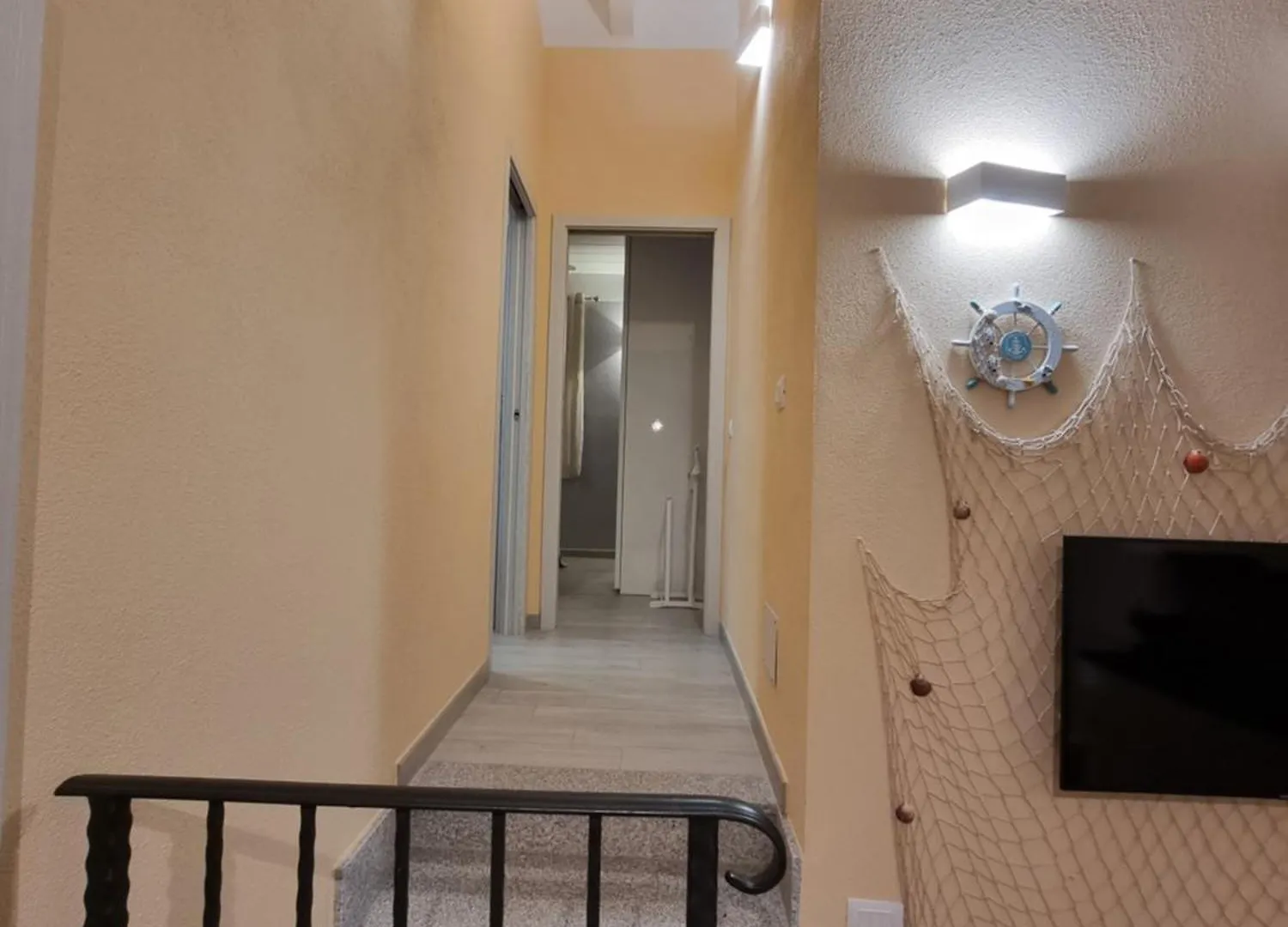 Residence La Marina 罗萨岛