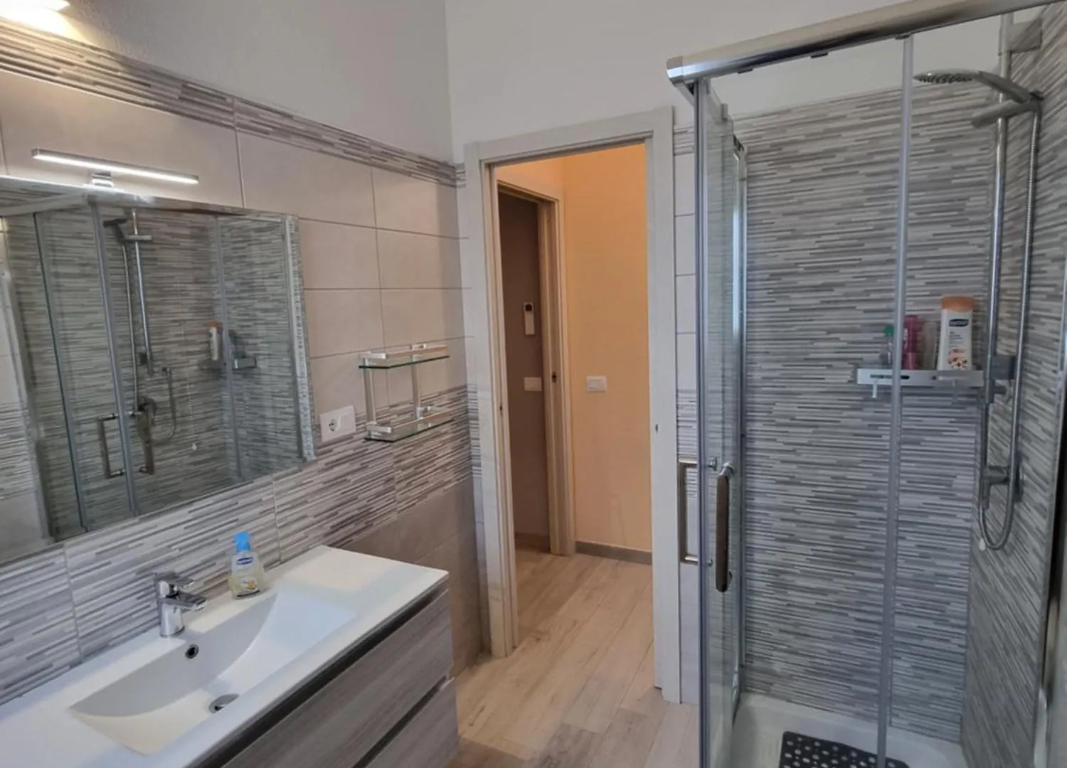 Residence La Marina 罗萨岛
